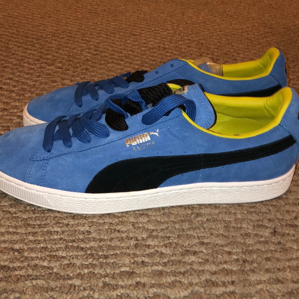 Classic Suede Puma Sneakers